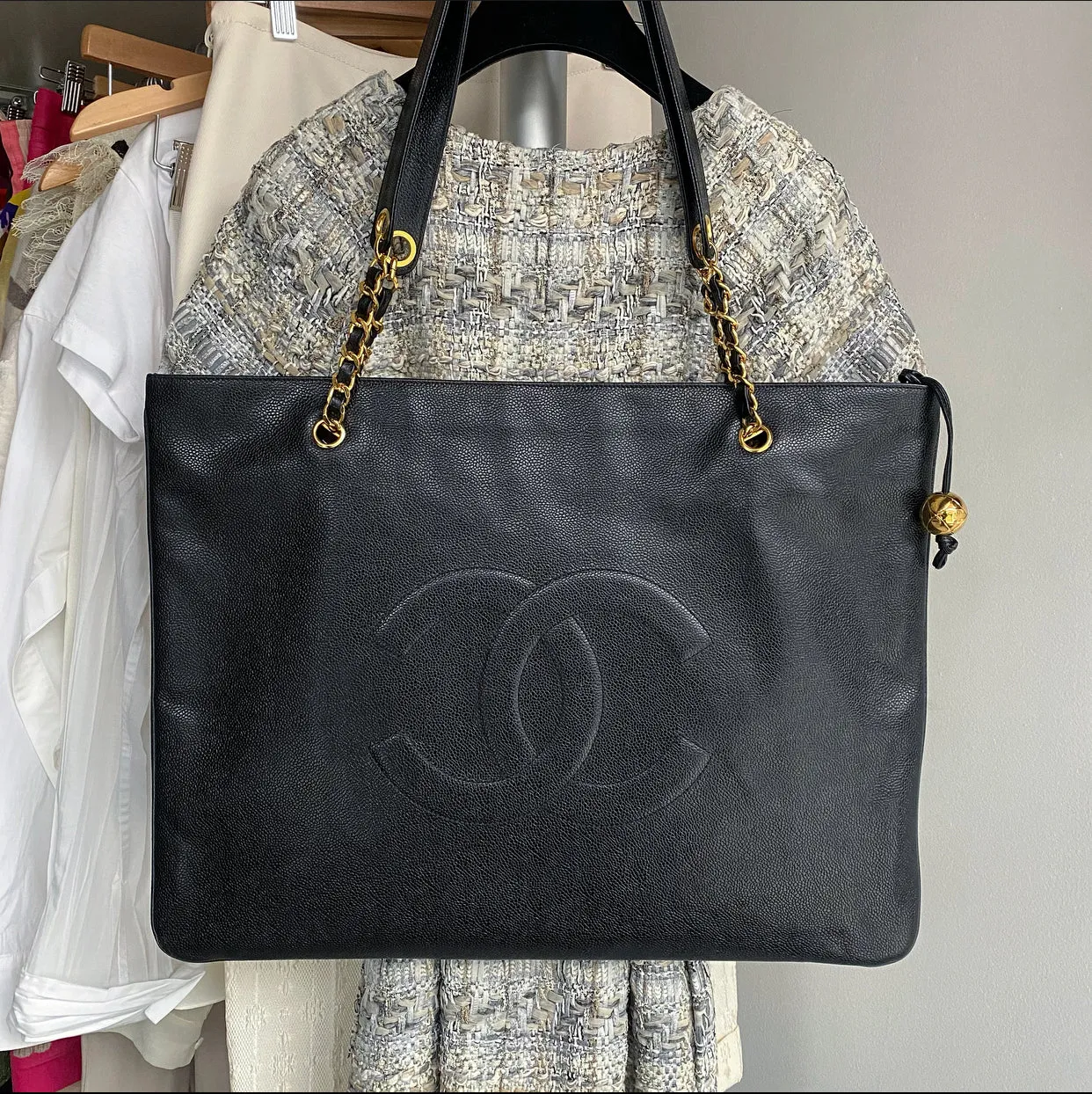 Chanel Vintage 1994-96 XL Black Caviar CC Tote Bag