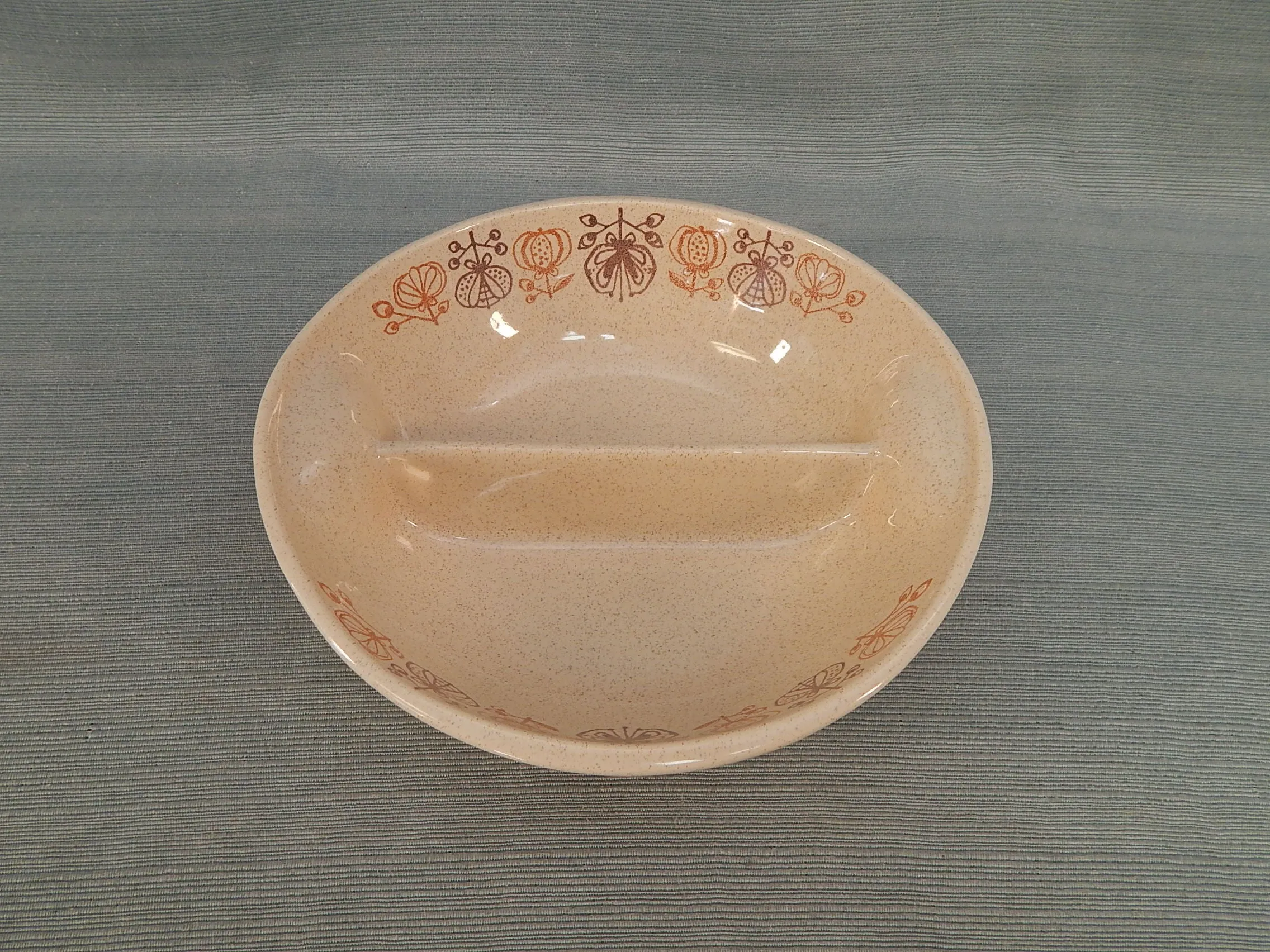 Franciscan "Pomegranate" Divided Bowl - Very Good Condition