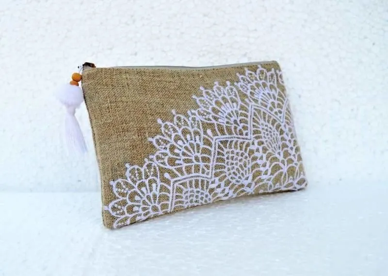 Linen embroidered pouch, crochet pattern, 5X9 inches