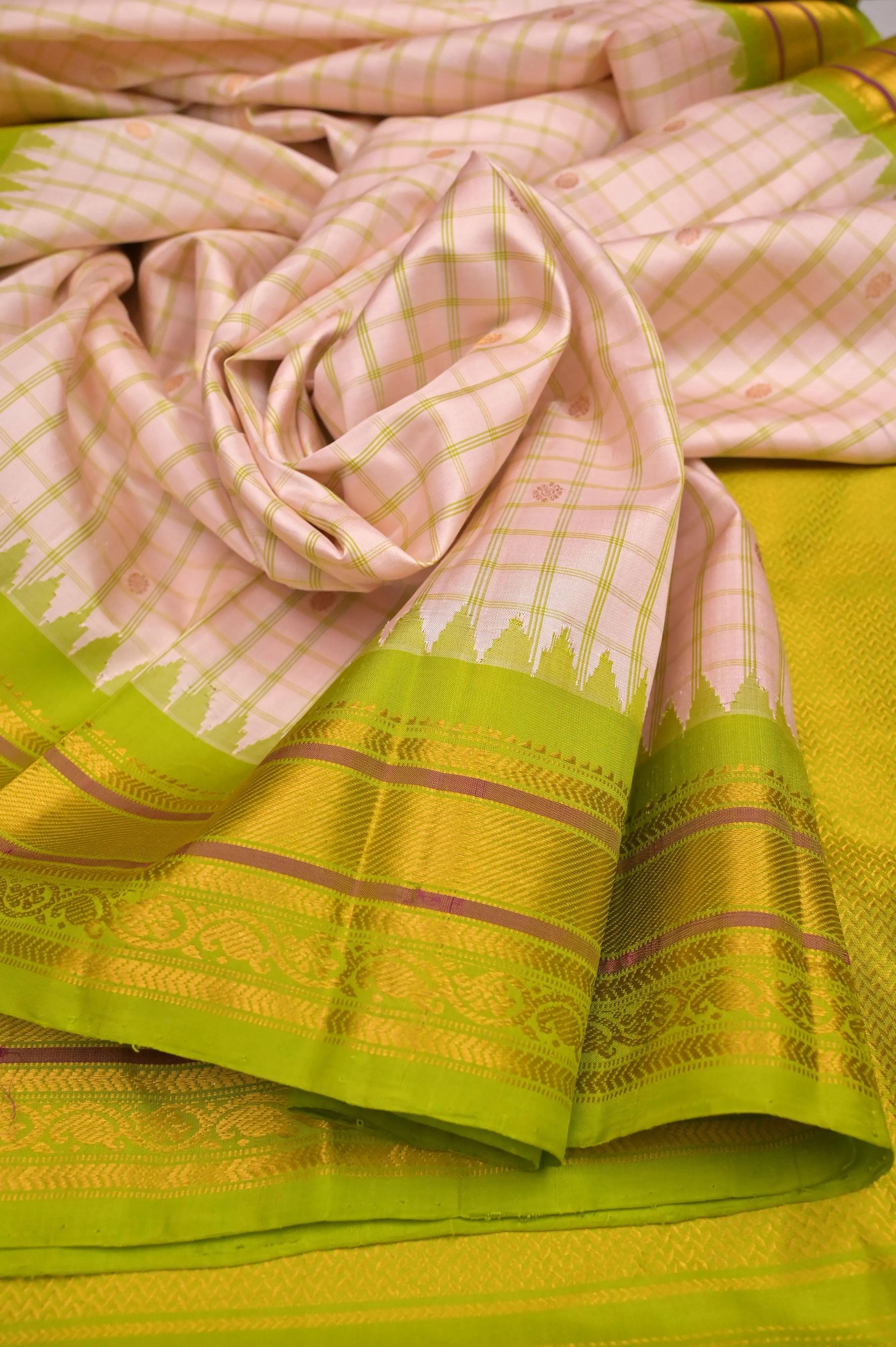 Peach Offwhite Color Pure Gadwal Silk Saree with Checks and Temple Border