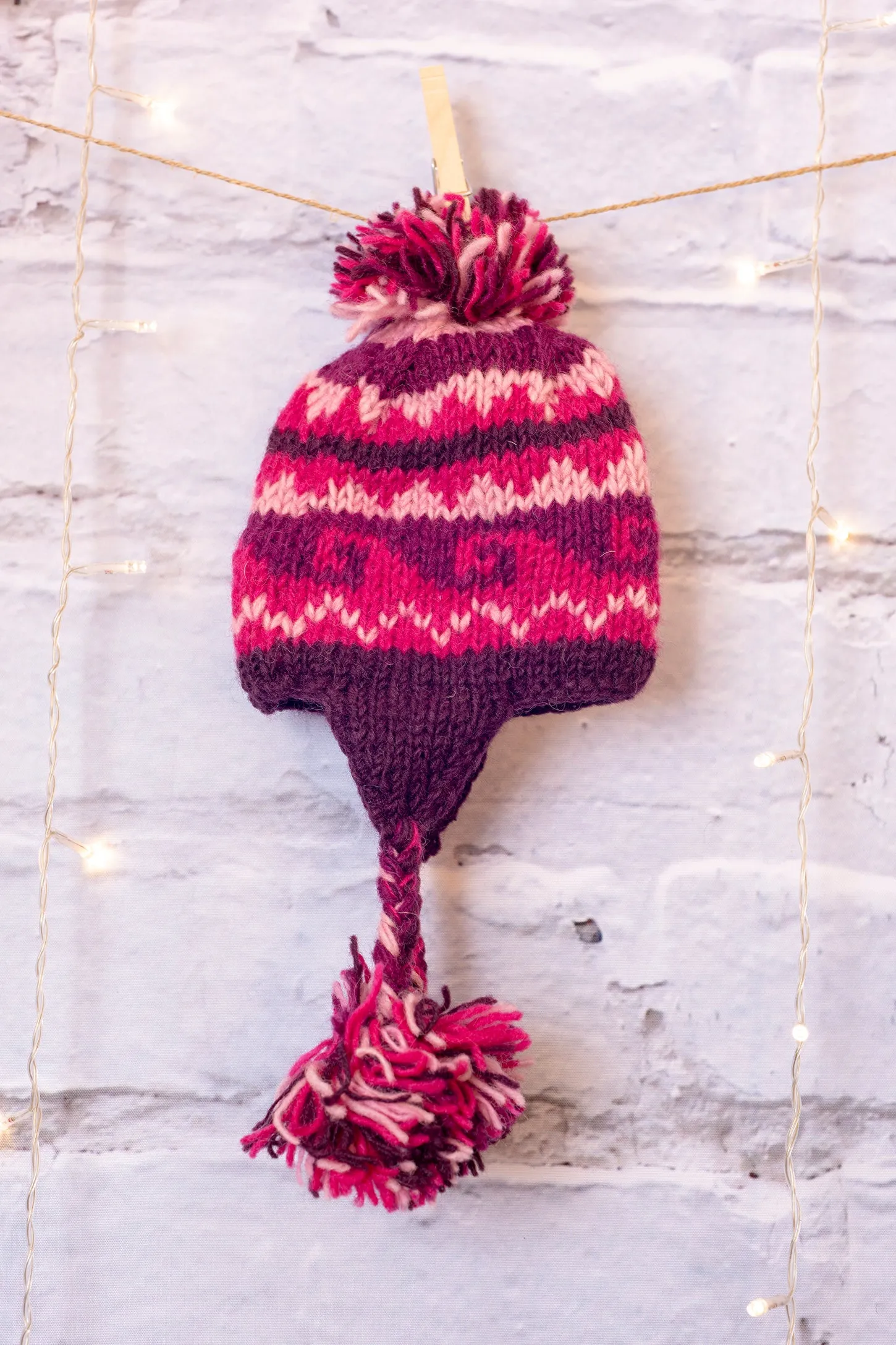 Pom Pom Infant Wave Hat