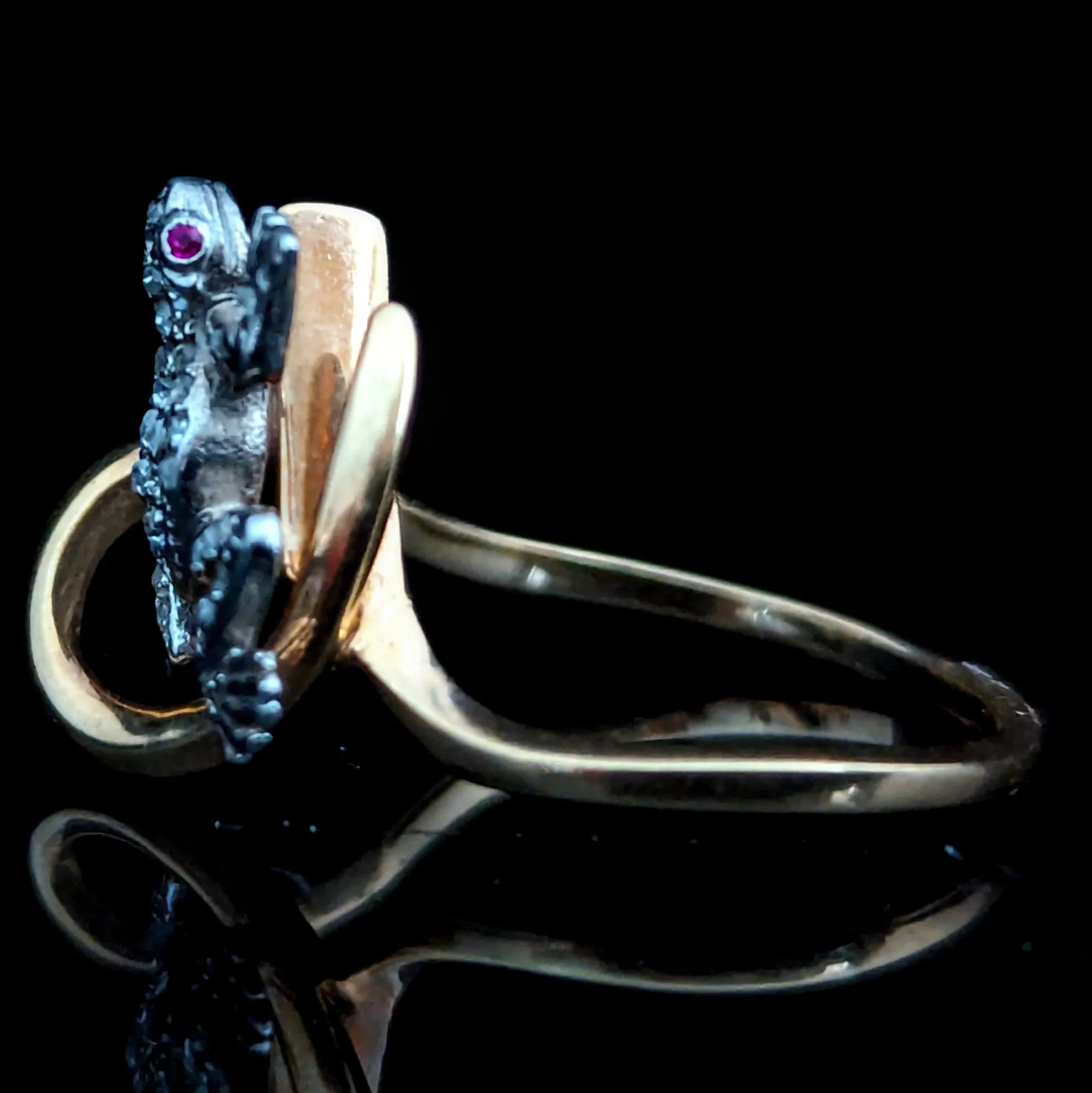 The Jarrow - Vintage Diamonds Rubies 14k Gold Frog Ring