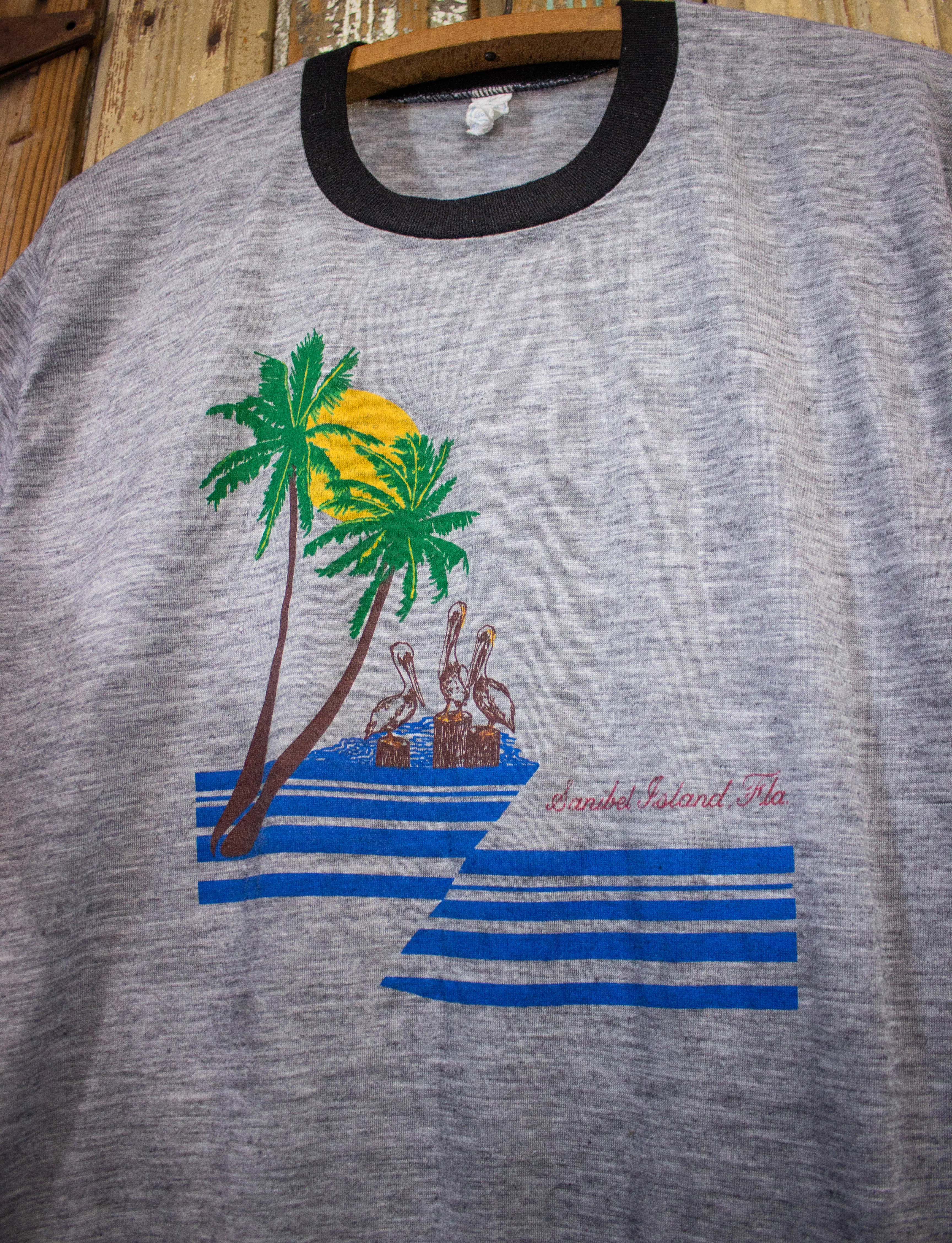 Vintage Sanibel Island Florida Graphic Ringer T Shirt Gray Medium