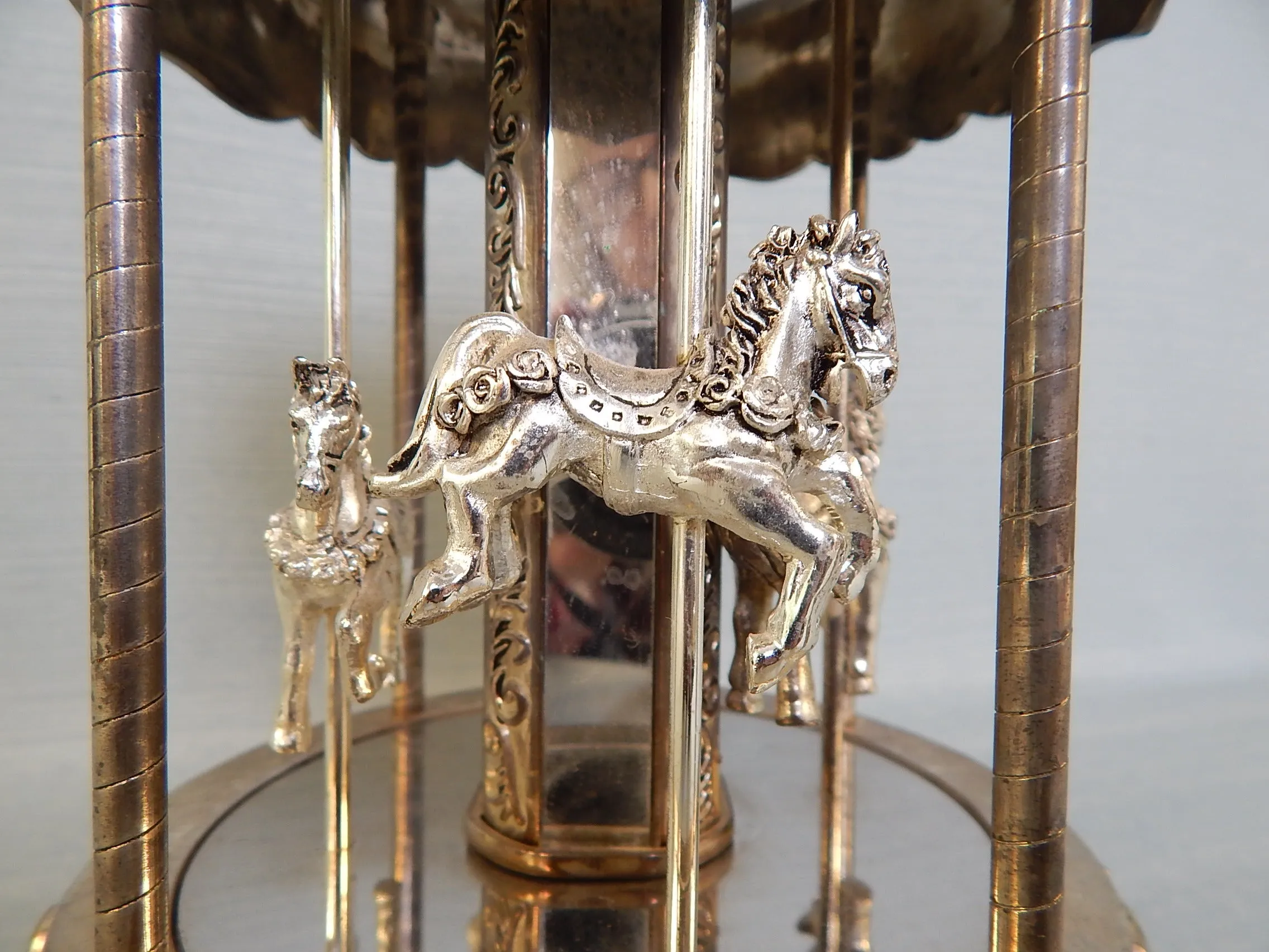 Wallace Silversmiths Silver Plated Horse Carousel Wind Up Music Box